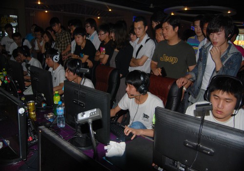 LEC赛区的日程安排将会在北京时间2023年1月12日，凌晨0-3点开始进行