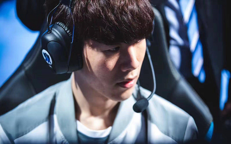 打进四强算成功，C9辅助这波采访怎么说？