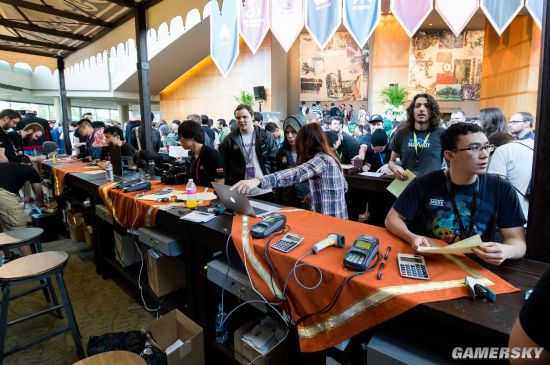 NAVI在击败 Spirit 后晋级IEM Katowice 2025的季后赛；